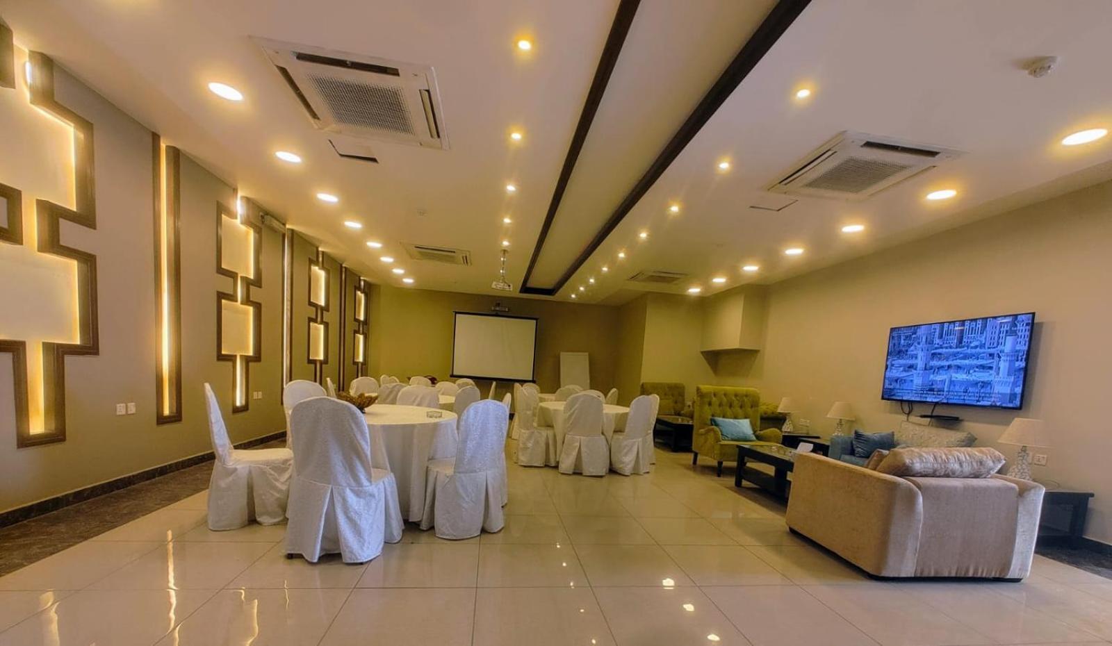 Al Mokhmalia Serviced Apartments マディーナ エクステリア 写真