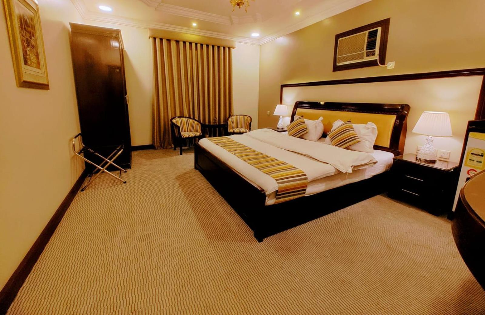 Al Mokhmalia Serviced Apartments マディーナ エクステリア 写真